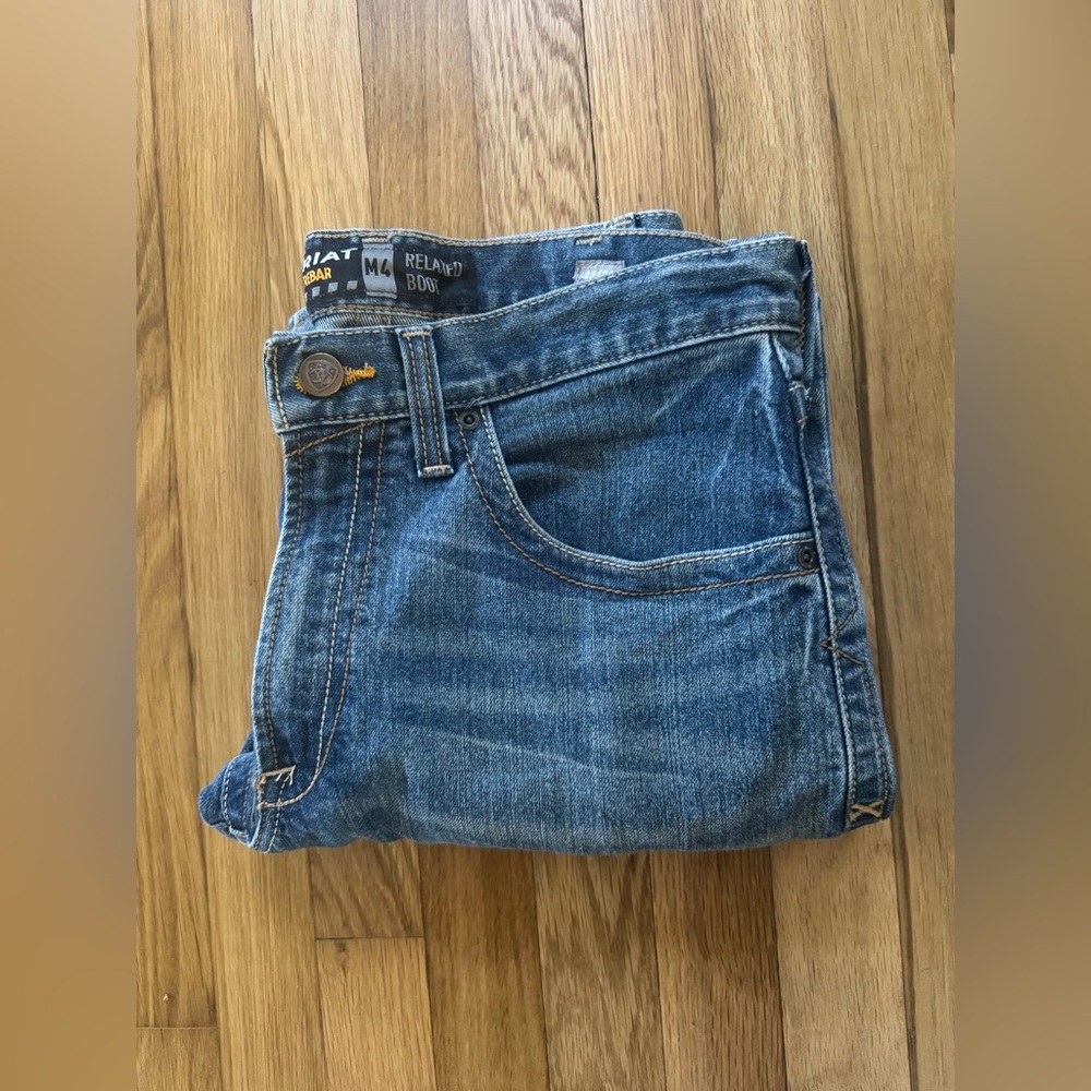 ARIAT RELAXED BOOTCUT JEANS